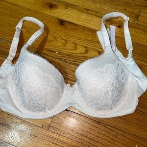 Victoria’s Secret Lined Demi Bra size 34D